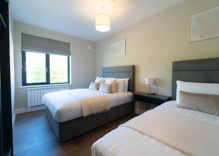 Riverside - Luxury 1