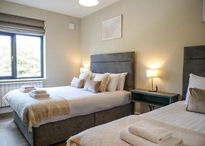 Riverside - Luxury 1